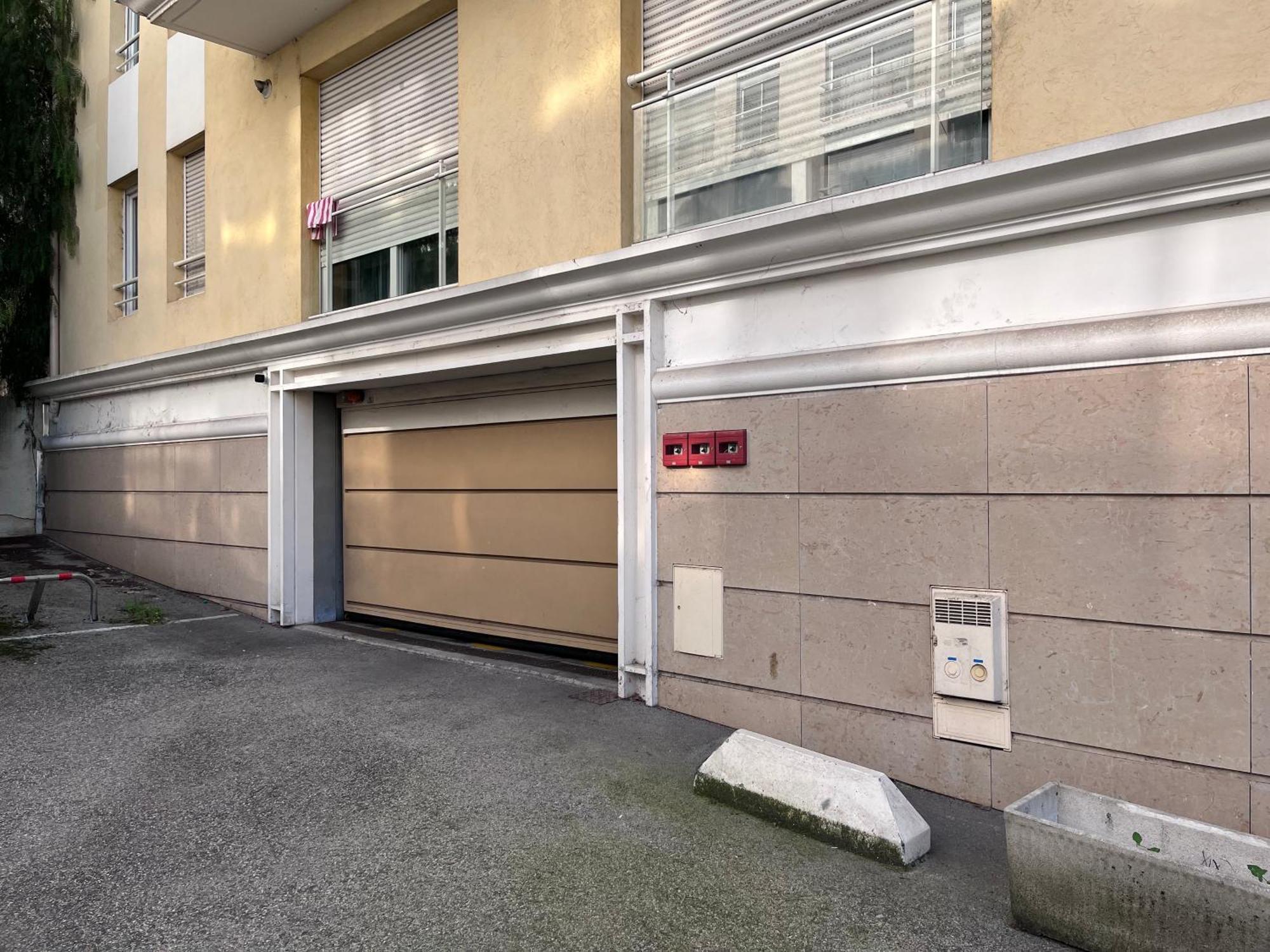 Studio Terrasse Et Parking Prive 尼斯 外观 照片