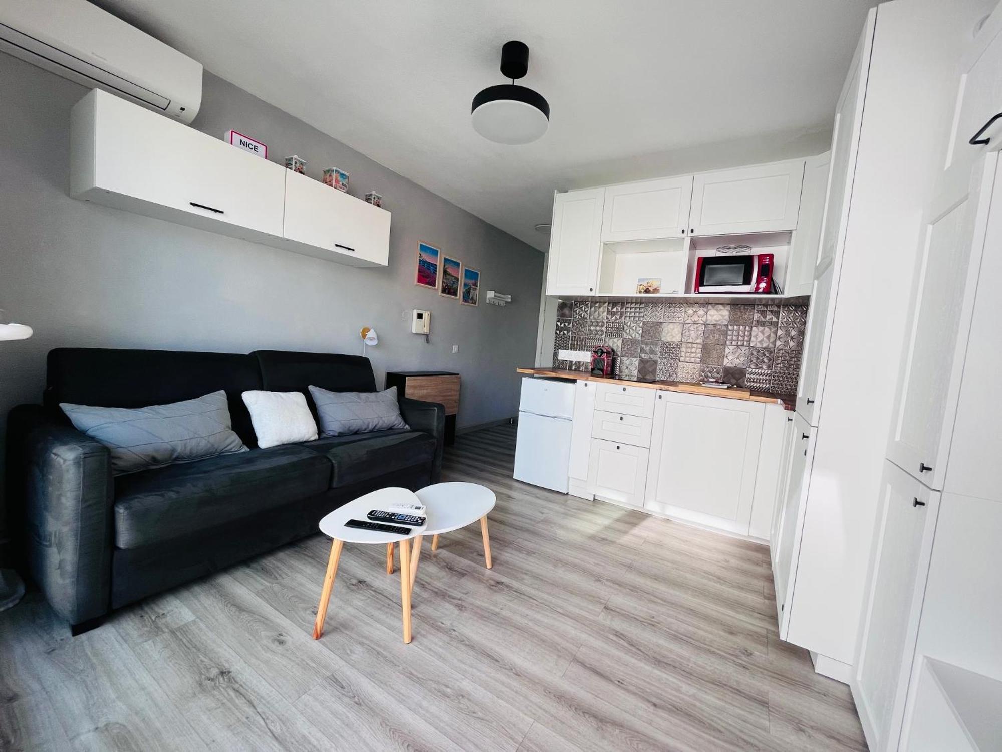 Studio Terrasse Et Parking Prive 尼斯 外观 照片